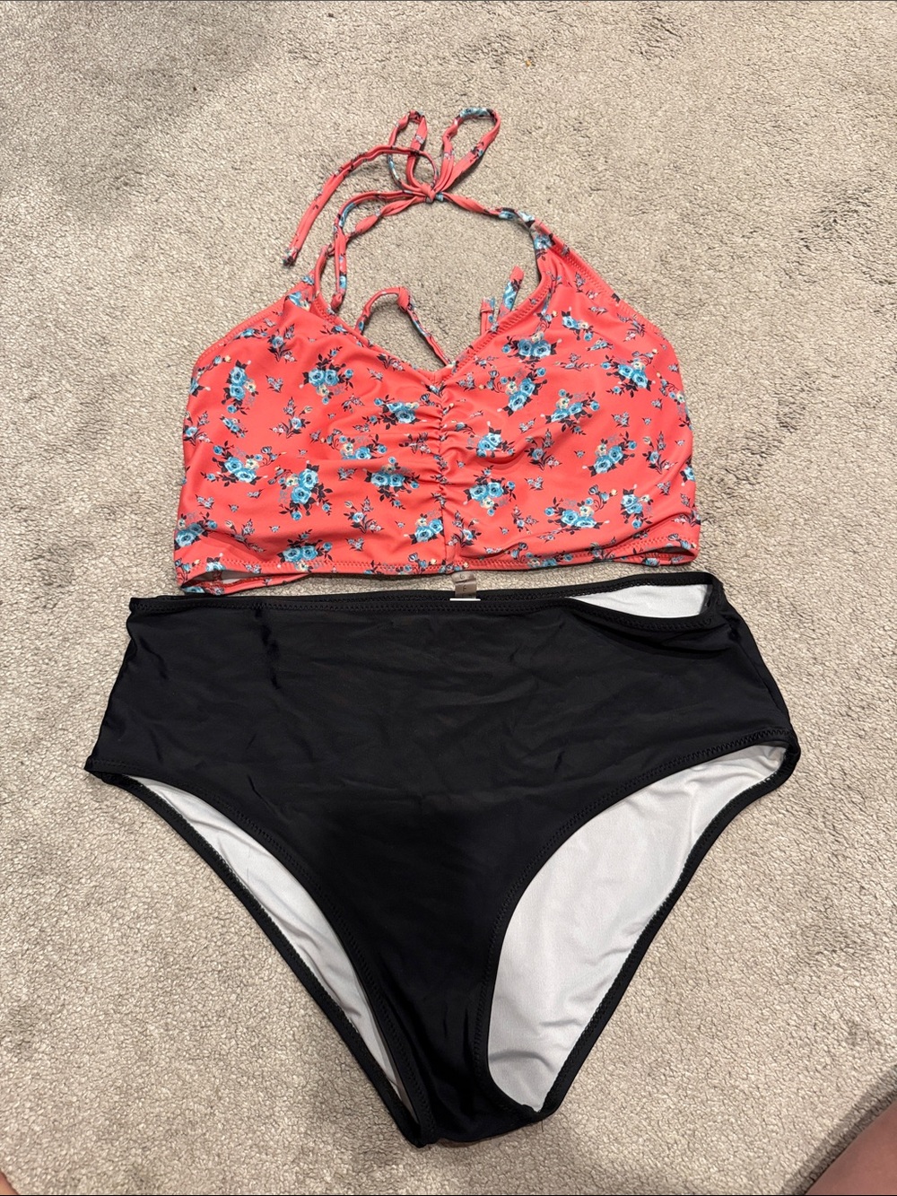 Cupshe Coral Floral Halter Bikini Top with Black High-Waist Bottom